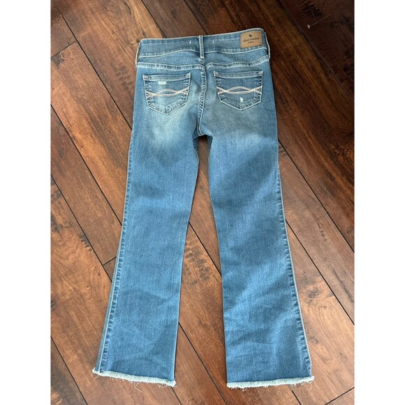 Abercrombie Kids Cropped Flare Slim Fit Medium Wash Size 13/14 NEW - Picture 3 of 11